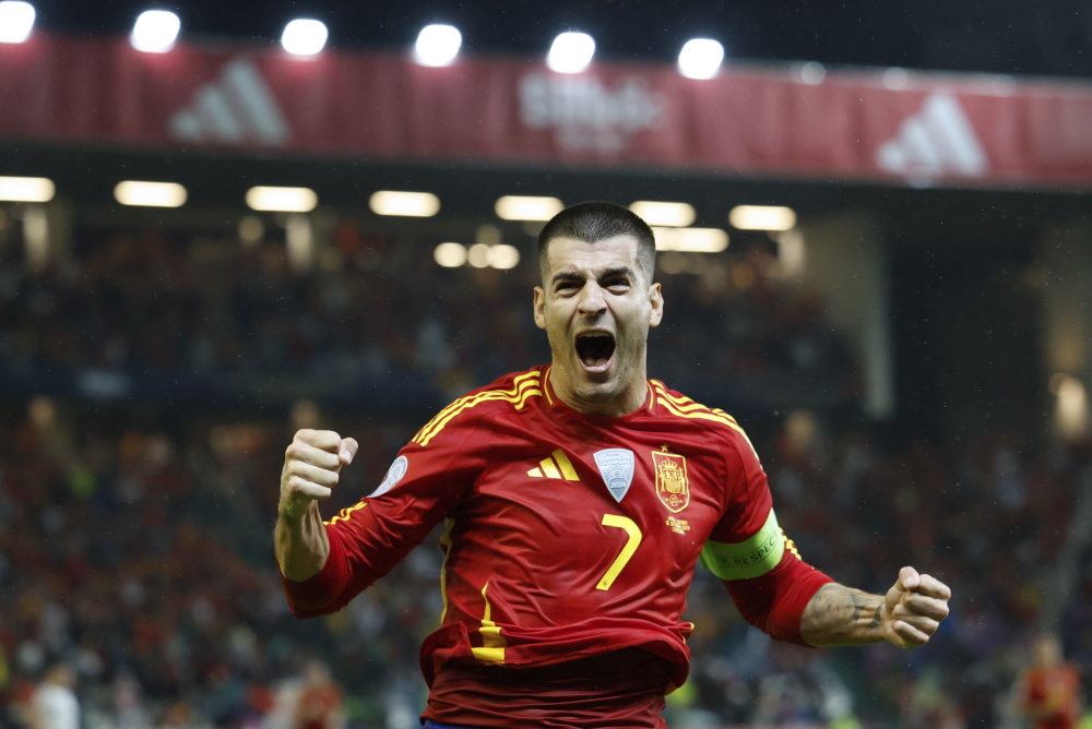 塞尔维亚队壮举取胜，晋级欧国联半决赛