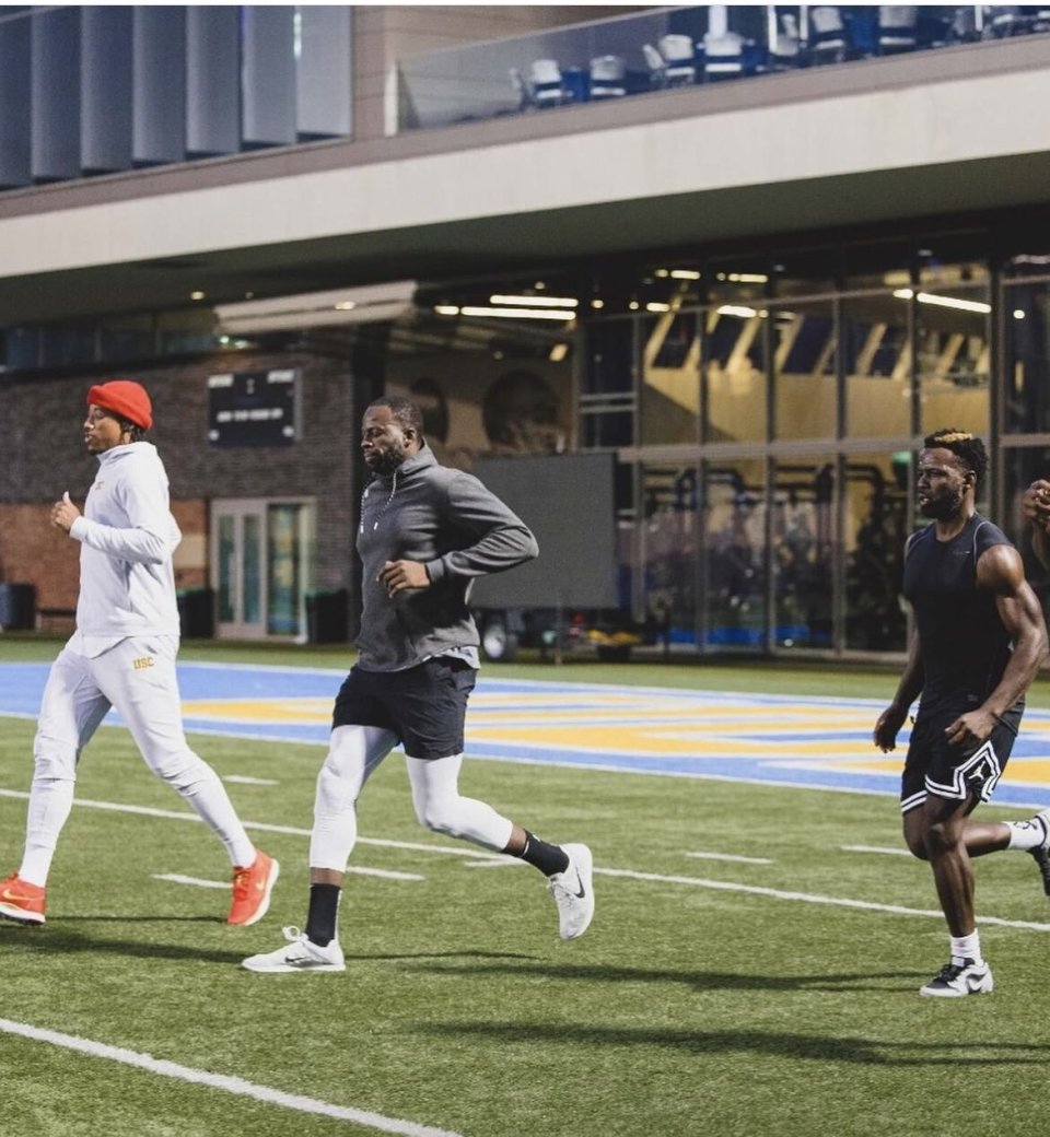 同乐城投注-包含拉霸机器人在球场现身，引发球迷热议的词条