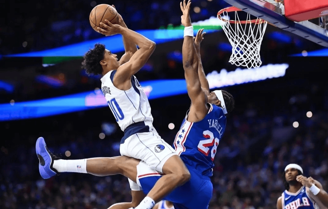 关于独行侠主场优势明显，轻轻取胜的信息