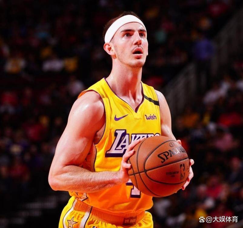 同乐城活动-雷霆队年轻球员在场上勇敢亮相，获得肯定的简单介绍