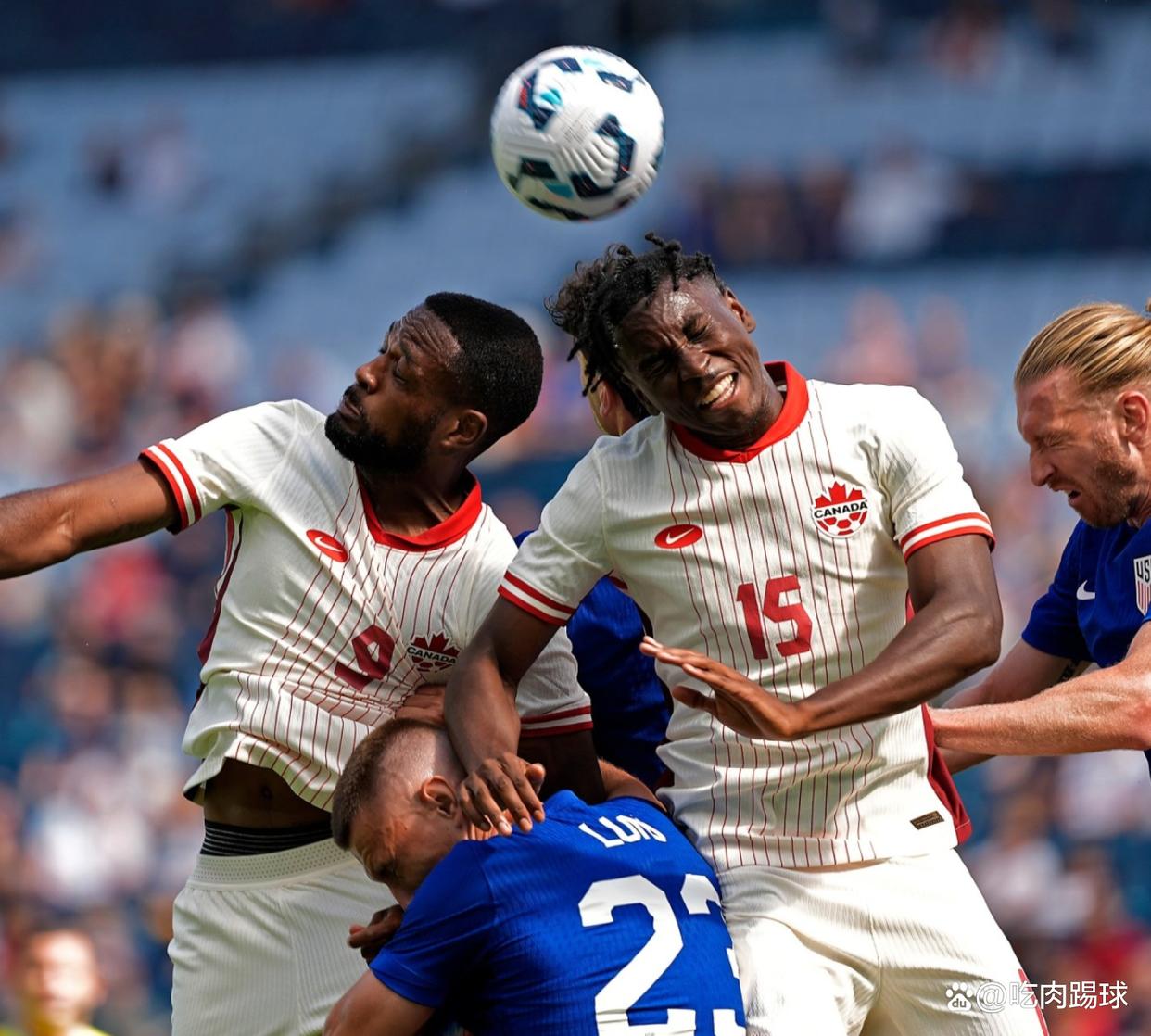 加拿大队飒爽亮相，赢得关注