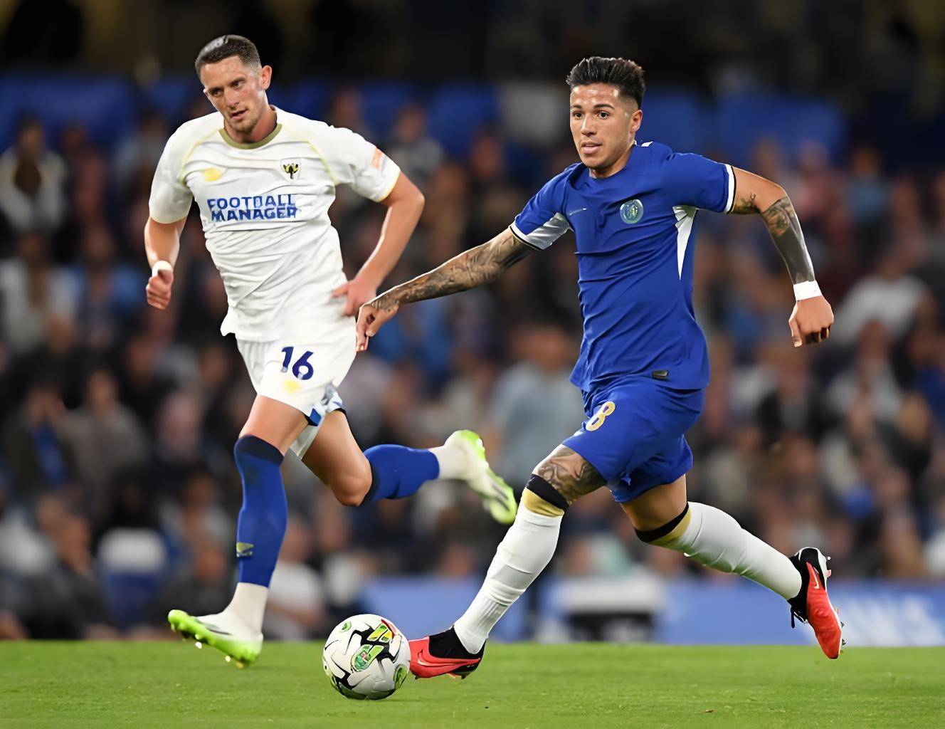 英格兰足球锦标杯赛精彩纷呈，球队实力均衡