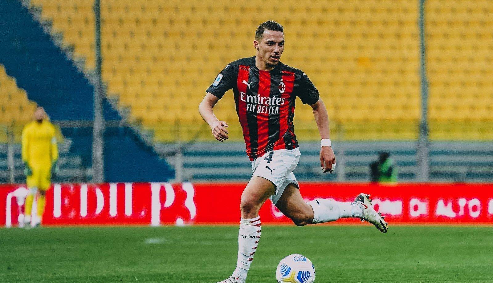 关于萨索洛击溃对手，发泄出强大实力的信息