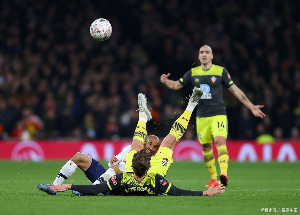 南安普敦中场状态低迷，球队面临调整的简单介绍