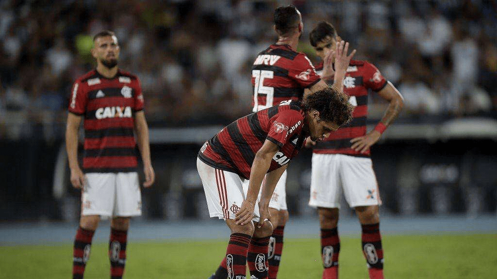 包含瓦斯科达伽马逆转胜利，锁定保级资格的词条