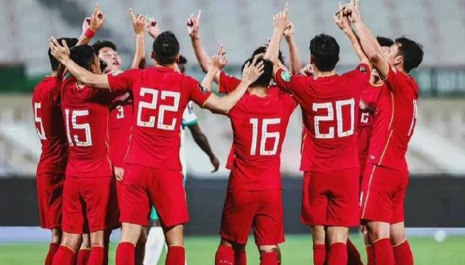 关于亚洲球队首次闯入欧洲杯，备战气氛浓烈的信息