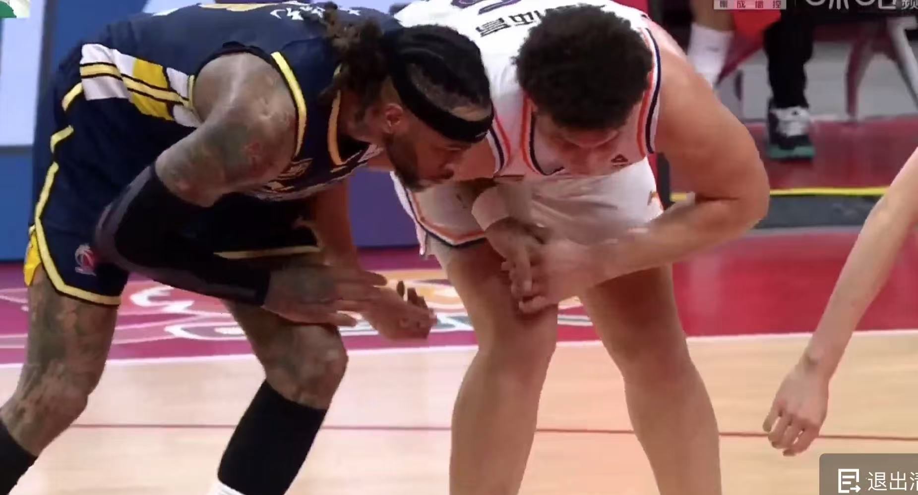 猛龙禁区防守强硬，对手难以突破