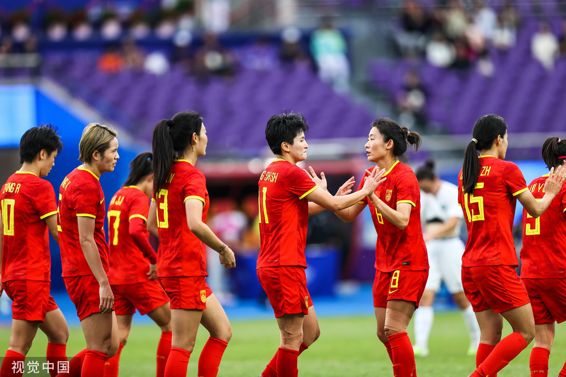 赛场战胜强敌，中国女足斩获胜利的简单介绍