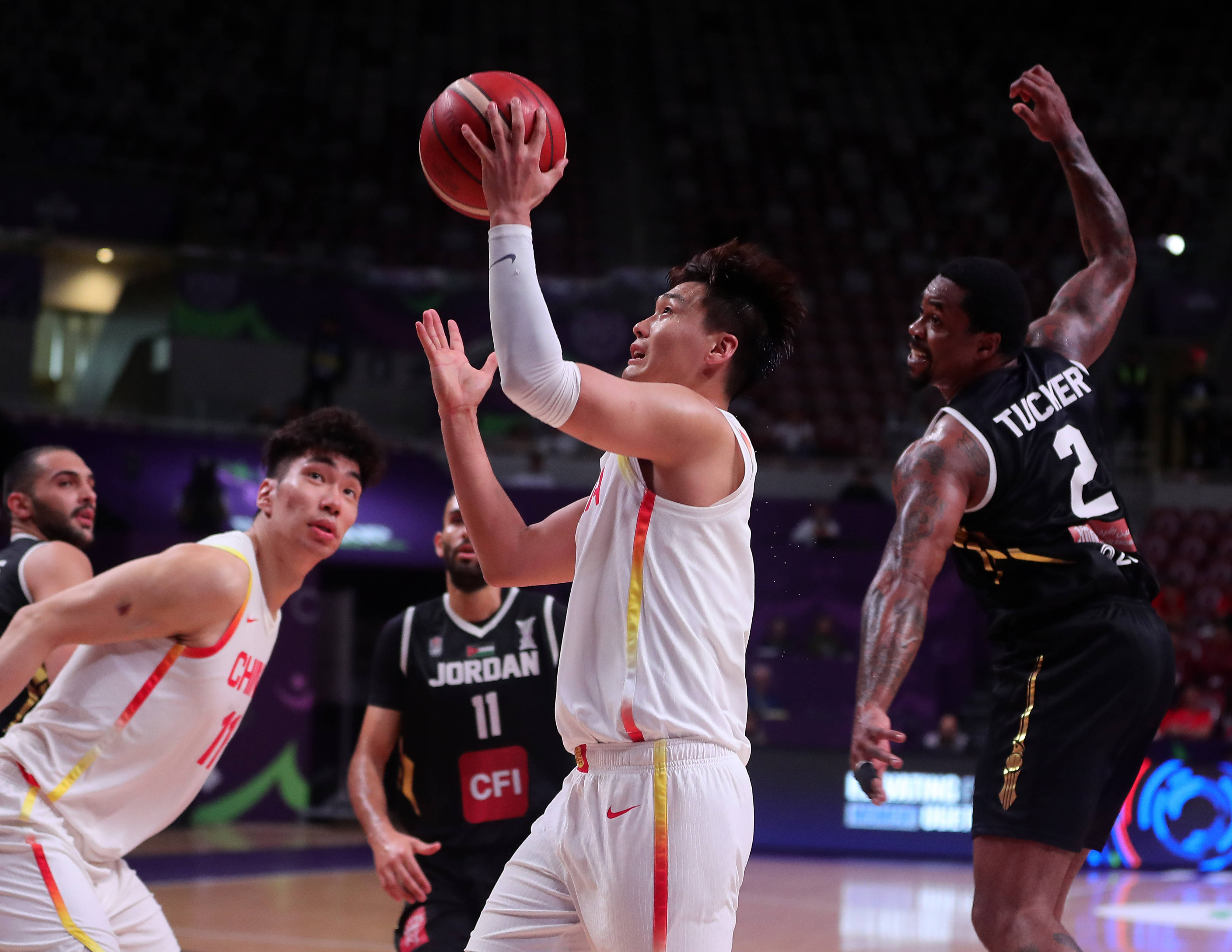 包含热闹登场！中国顶级篮球联赛即将掀起观赏热潮！的词条